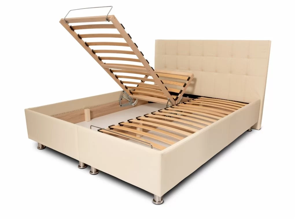 PEGAZUS FRANCIAÁGY ÁGYNEMŰTARTÓVAL